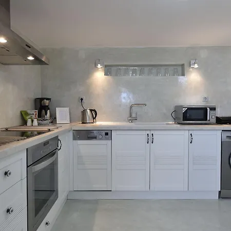 Hills Boutique Resort- Adults Only