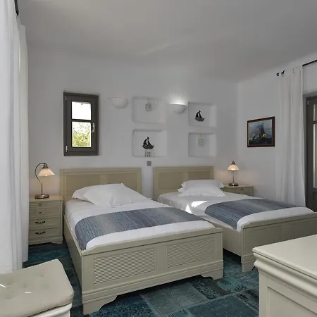 Hills Boutique Resort- Adults Only 3* Naousa