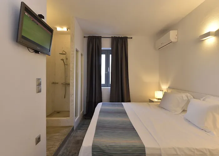 Hills Boutique Resort- Adults Only 아파트호텔 3*