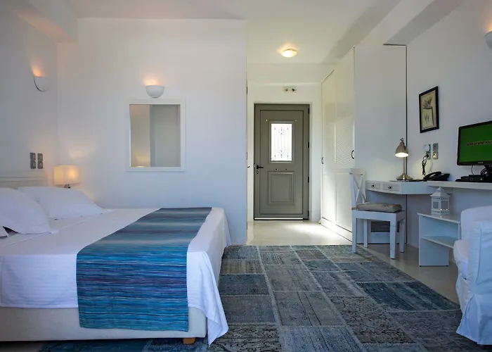 아파트호텔 Hills Boutique Resort- Adults Only 3*