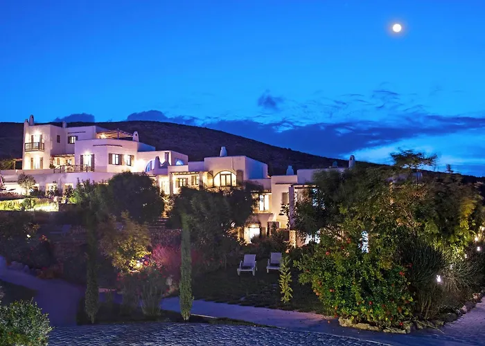 Hills Boutique Resort- Adults Only Apartmanhotel Náusza