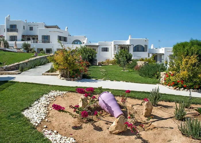 Hills Boutique Resort- Adults Only 3* 나오우사